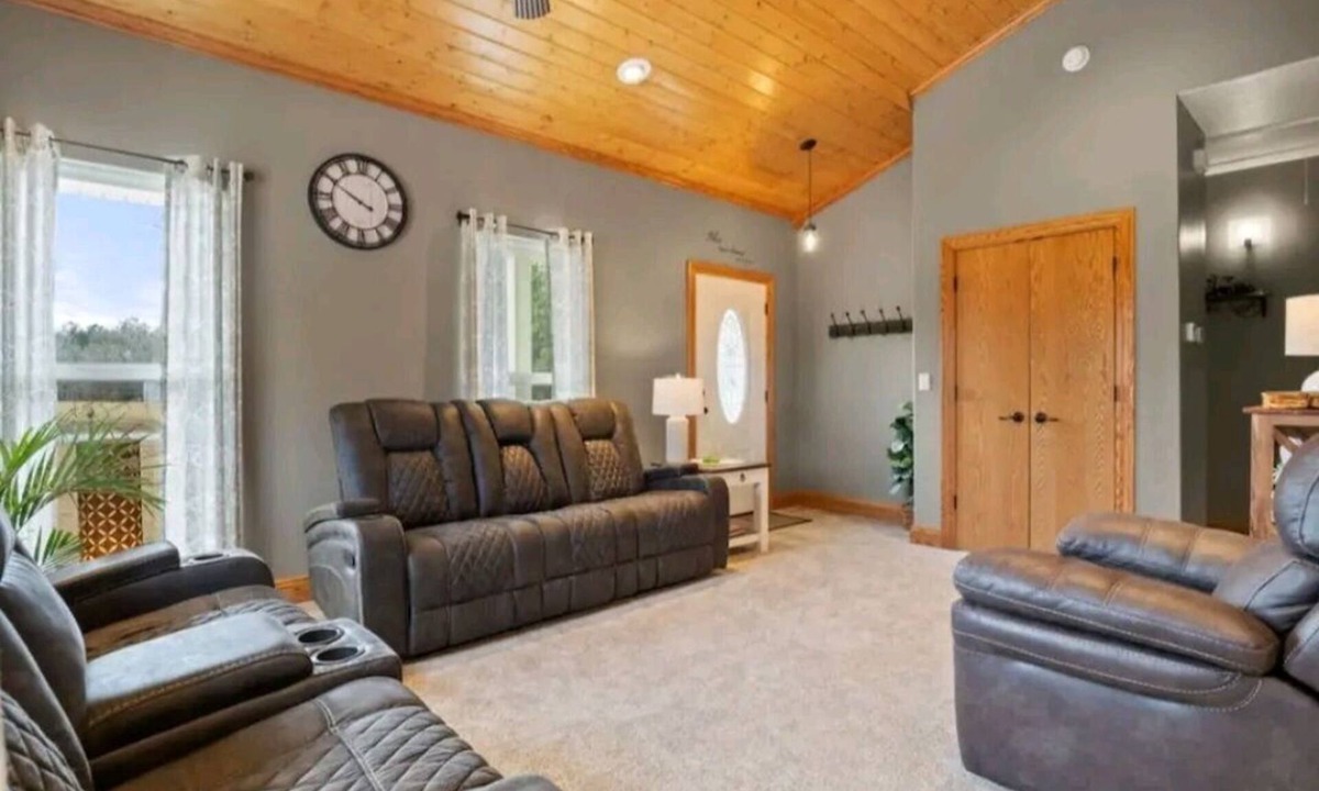 DeRidder Cottage | Cozy and relaxing 2 bedroom home in a populated rural area