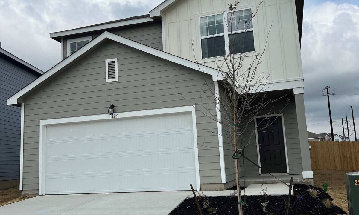 Converse House | Cozy Family Home w/In-Law Suite Downstairs!