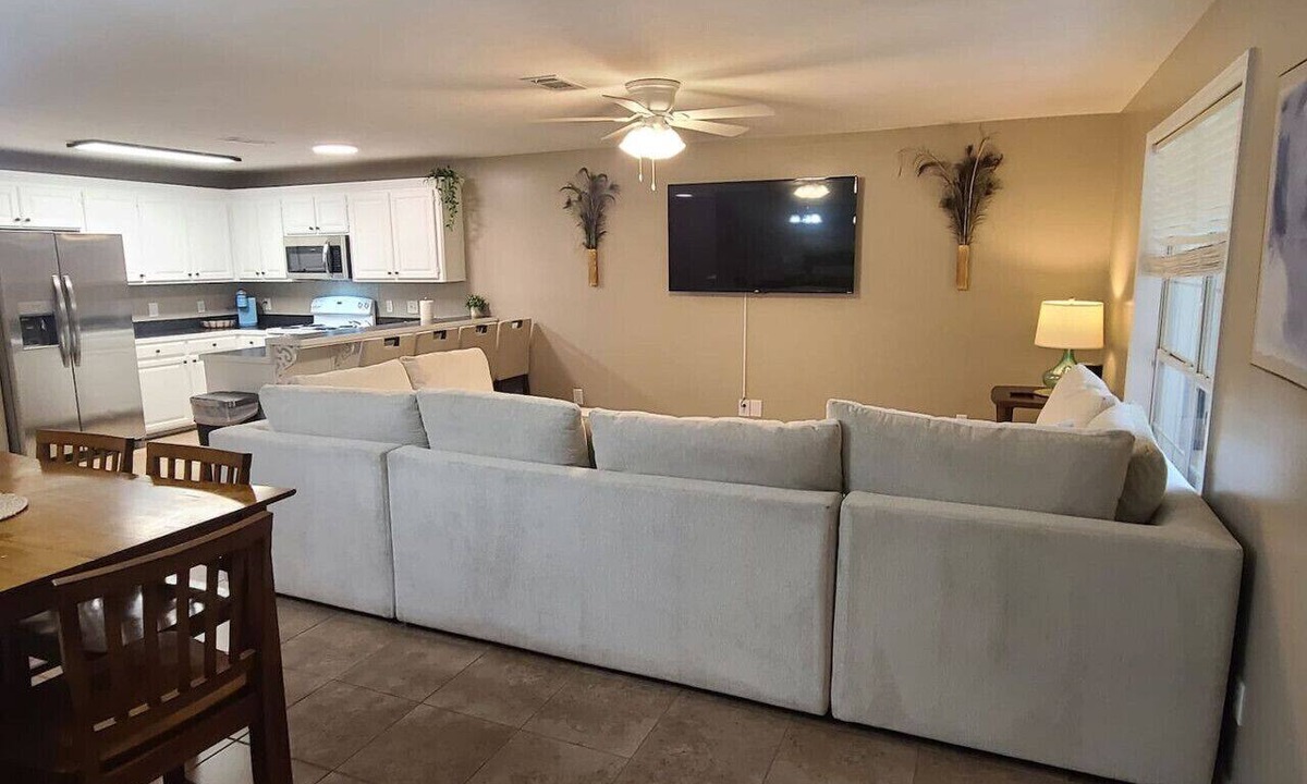 Hammond Apartment | Cozy family retreat close to downtown Hammond