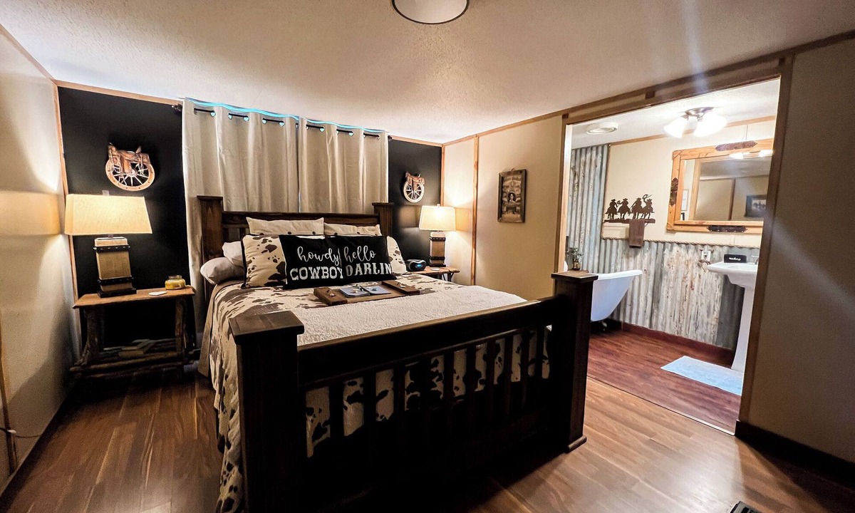 Marietta Cottage | Creekside Cottage - a beautiful cottage covered in cedar