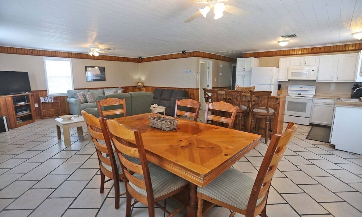 Golden Meadow House | Crusty Crab - Boat Access - Island Realty