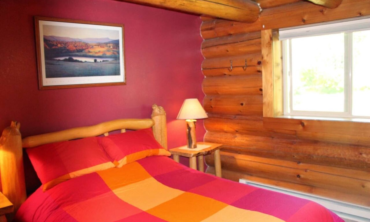Winthrop House | Dancing Wolf Two Bedroom Two Bath Townhouse