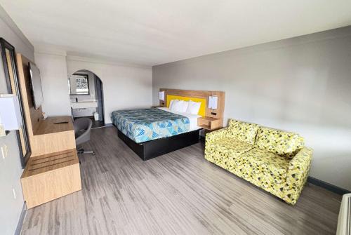 Gonzales Hotel | Days Inn by Wyndham Gonzales