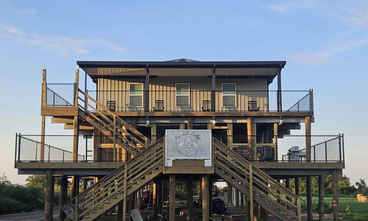 Hopedale Cabin | Delacroix- Hopedale Lodge and Fishing Charters. South Louisiana sportsman`s paradise premier lodging and fishing adventure