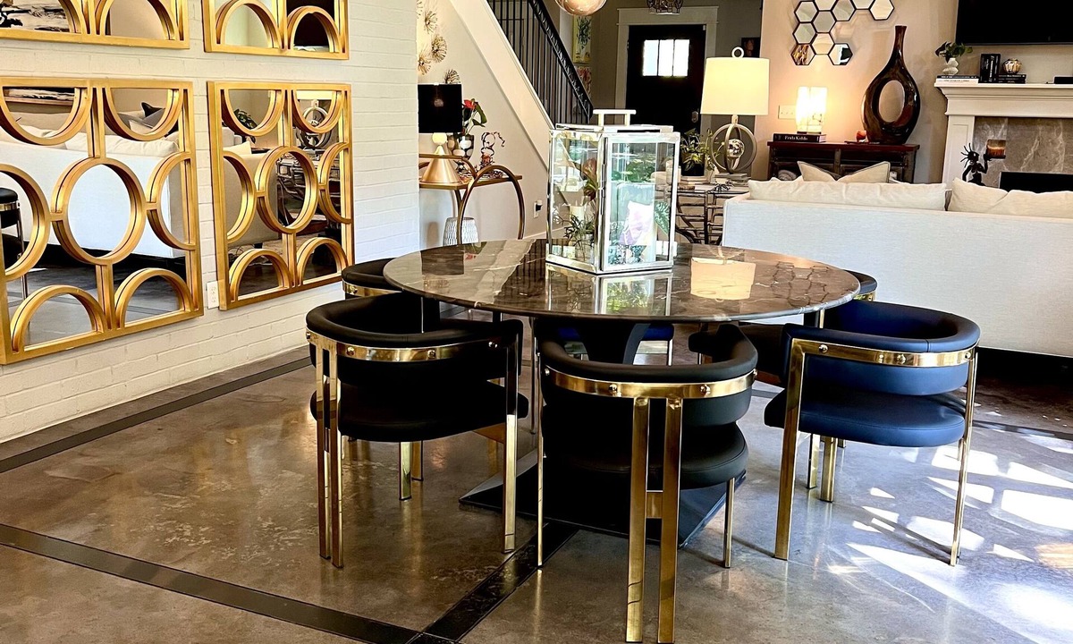 Downtown House | DOWNTOWN CASA KINCANNON, TOP 10 LUXURY, Bikers! HGTV FIXER TO FABULOUS BUILT