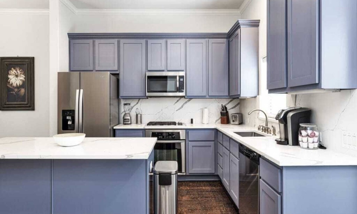 Legacy Park House | Driem House Chic + Legacy Shops Walkable