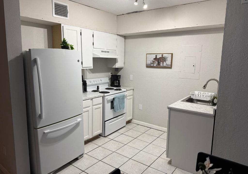 Eagle Pass Apartment | Eagle Stay 13