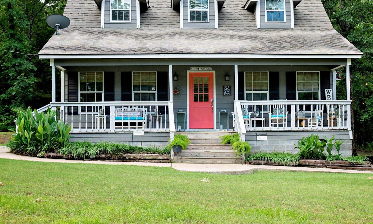Murchison House | East Texas Hideaway-close to Canton and the lake