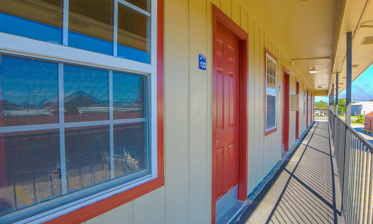 Lockport Hotel | Economy Inn By OYO Lockport near Houma