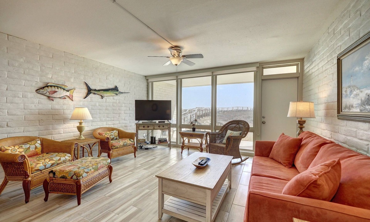Shibui Sands Condo | Experience beachfront bliss at Coral Cay #130, a spacious 2BR condo in Port Aransas.