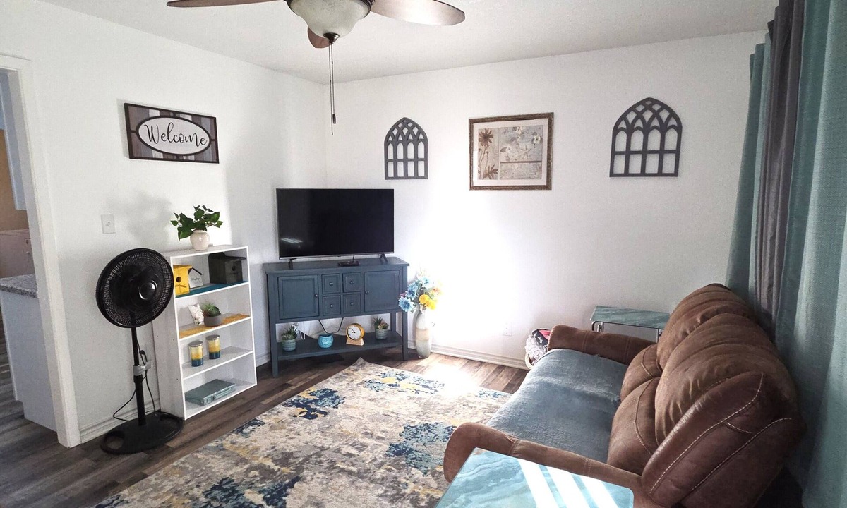 Lumberton House | Fabulous 3-bedroom house with AC in enjoyable Lumberton