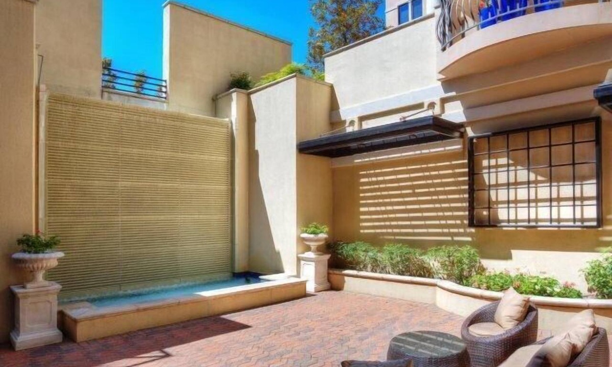 Turtle Creek Condo | Fabulous Turtle Creek Location!