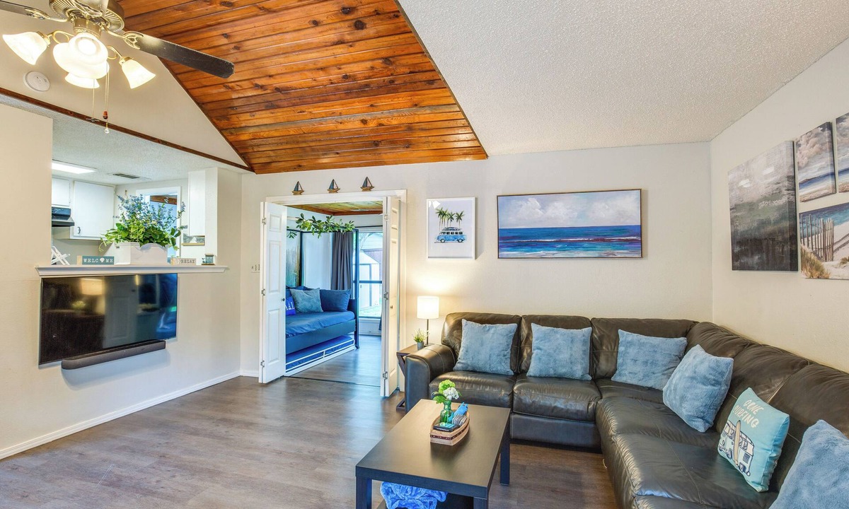 Lake Dallas House | Families Welcome! Texas Home Near Lewisville Lake