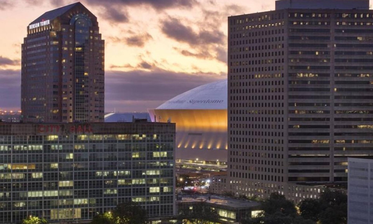 Central Business District Resort | Family Break! Great Downtown Base near Lafayette Square & Louis Armstrong Park