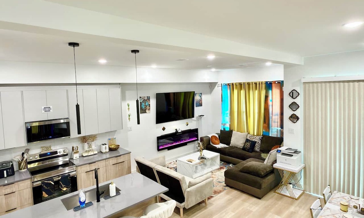 OST - South Union House | Game Room, Hot tub, Pool table, Gym, Arcade, Grill, Gazebo, 7 min to NRG MED CTR