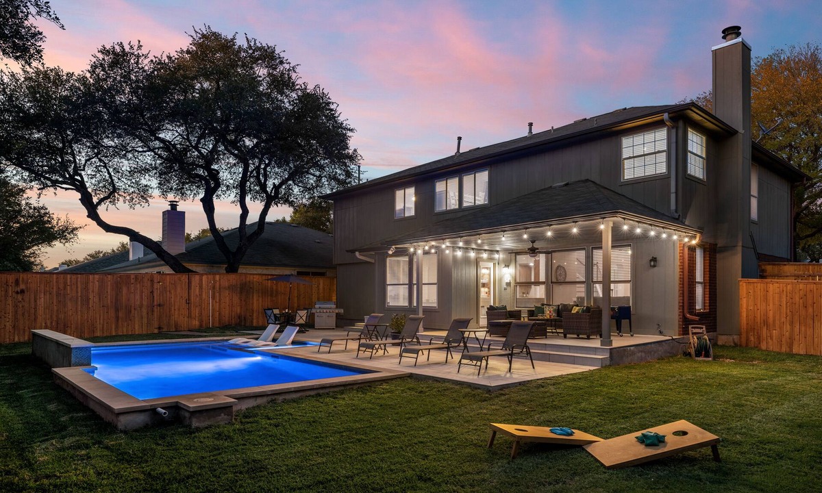 Milwood House | Getaway with Pool, Hot Tub, Arcade & 7 Bedrooms