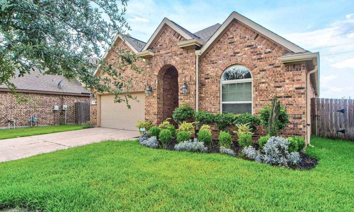 Cypress House | Glamor in Cypress