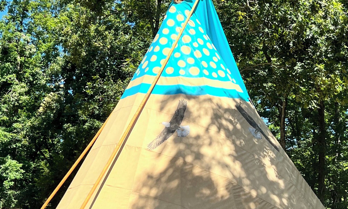 Newnata RV Rental | Glamping in an Authentic Style Sioux Tipi in the Heart of the Ozarks “The Eagle”