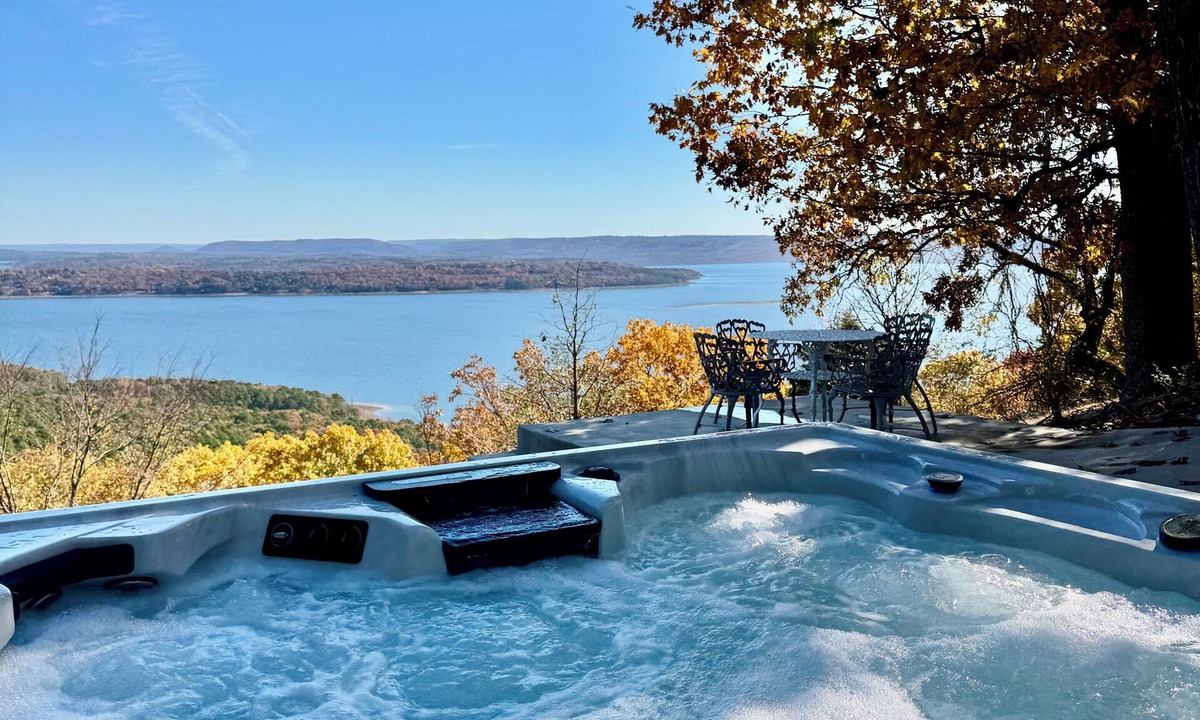 Quitman House | Greers Ferry Lake Retreat with New Spa and Breathtaking lake views!