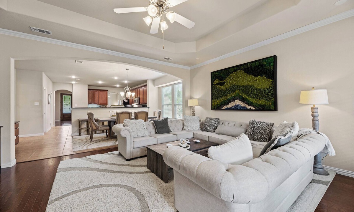 Little Elm House | Greyhawk Retreat/Cozy Getaway Near Frisco