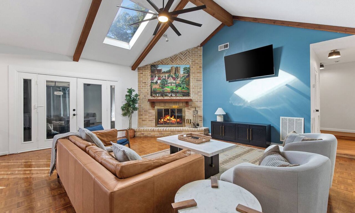 Wetmore House | Heater Pool! 10 beds-4 K beds, Games, Gym, Theater