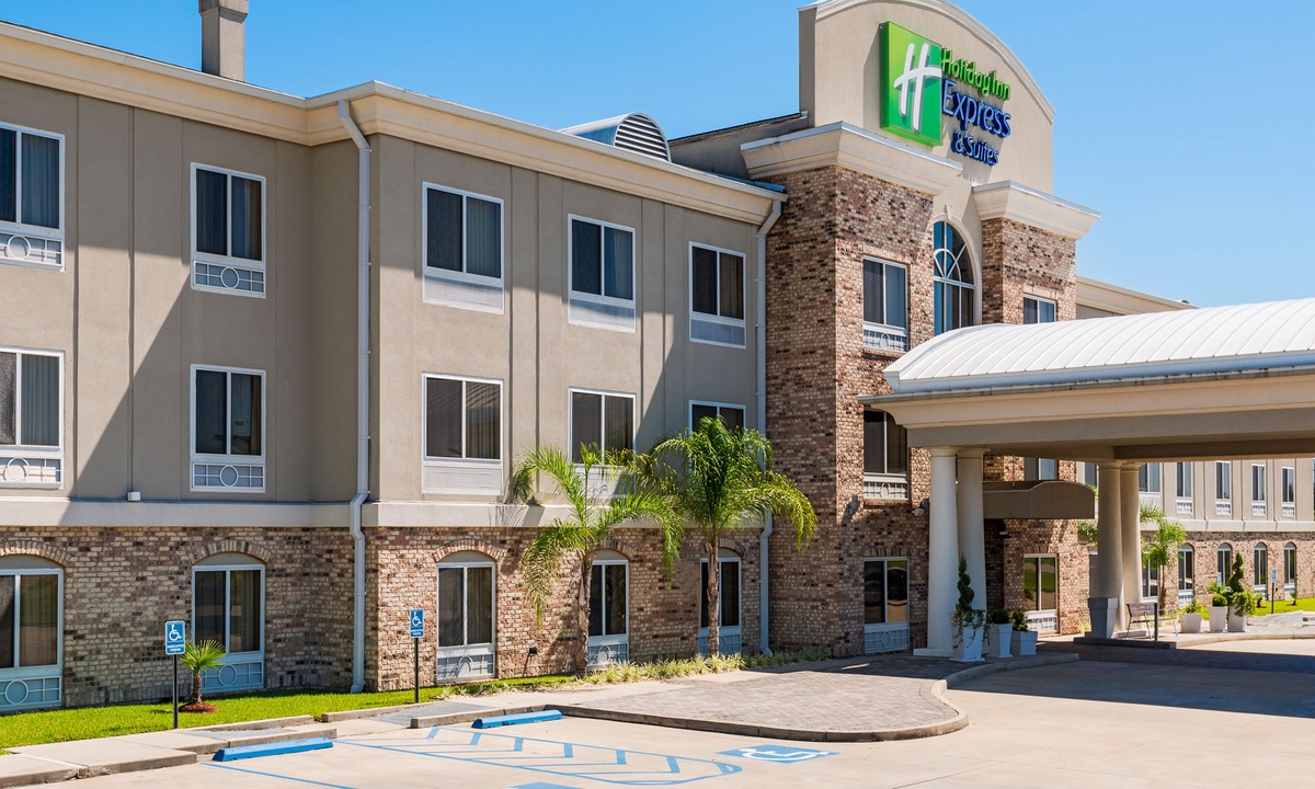 New Iberia Hotel | Holiday Inn Express Hotel & Suites New Iberia - Avery Island, an IHG Hotel