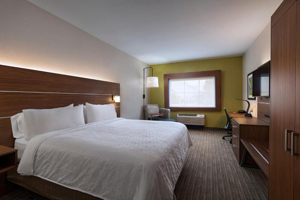 Cedar Park Hotel | Holiday Inn Express & Suites Cedar Park (Nw Austin) by IHG
