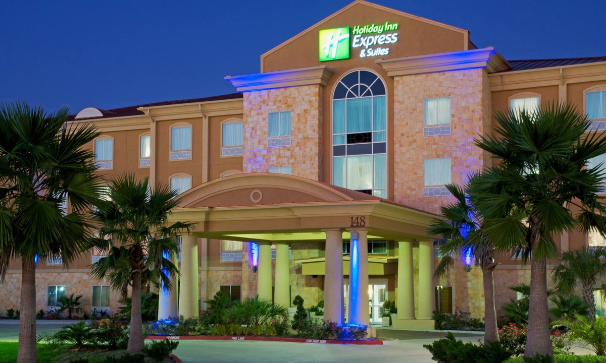 Huntsville Hotel | Holiday Inn Express Hotel & Suites Huntsville, an IHG Hotel