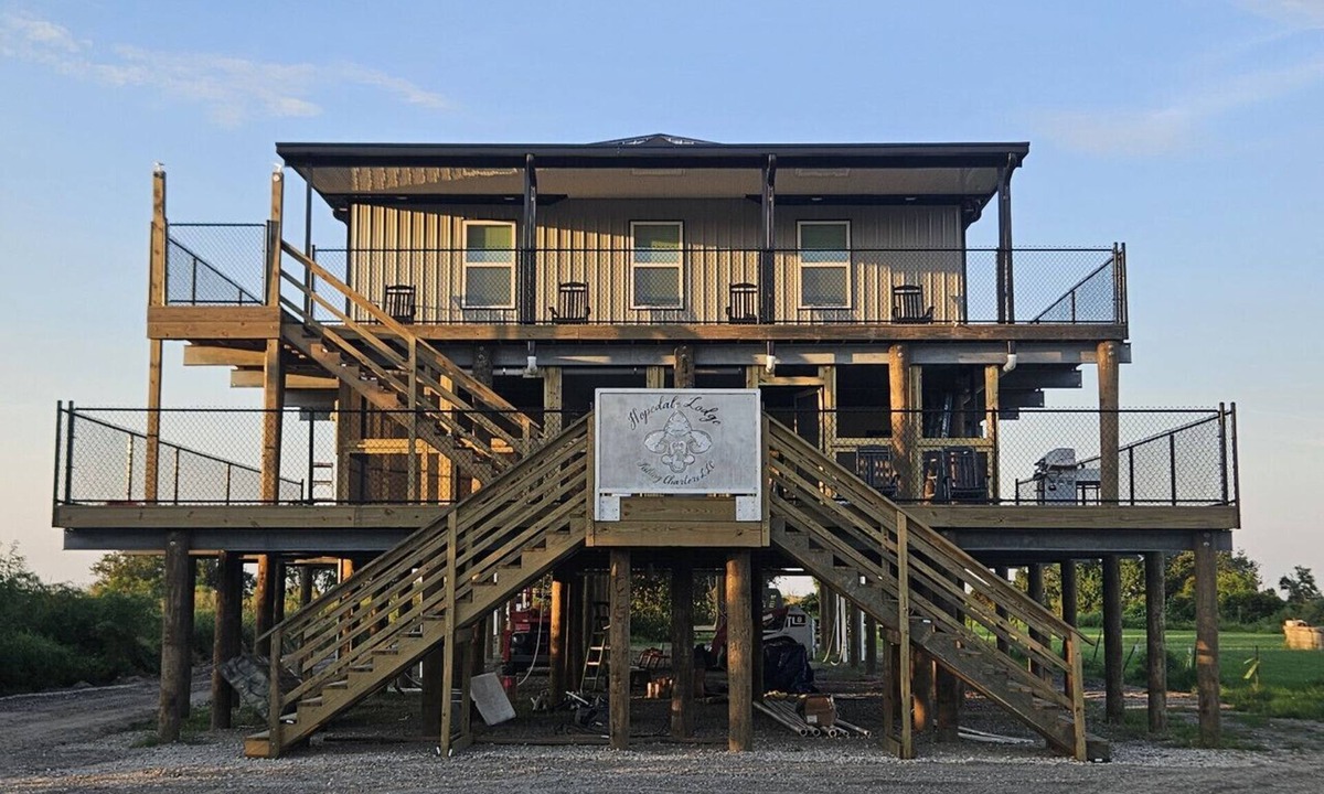 Hopedale Cabin | Hopedale Lodge and Fishing Charters LLC. First class lodging with world class fishing inshore adventures