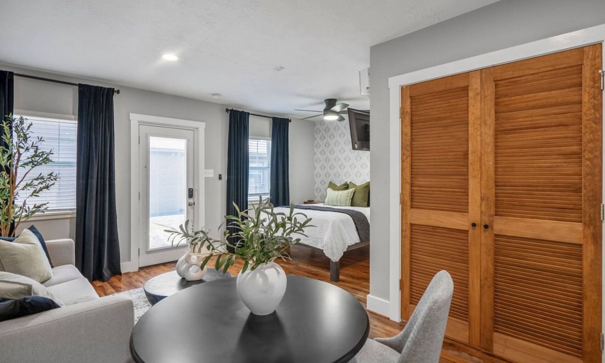 Greater East End Apartment | Houston Hideaway Near Downtown Attractions