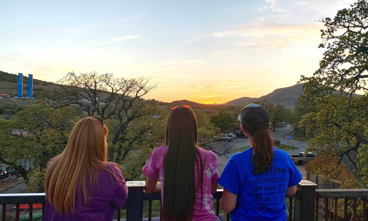 Medicine Park House | HT Innhabit rooftop view-Hike Wichita Mtns-Slps4