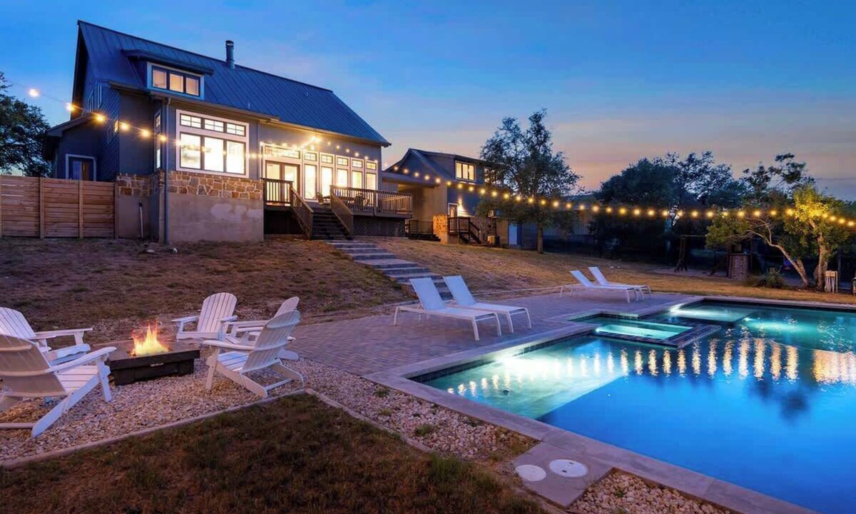 Dripping Springs House | Lake Park House: Luxury Retreat Sleeps 23 w/Pool