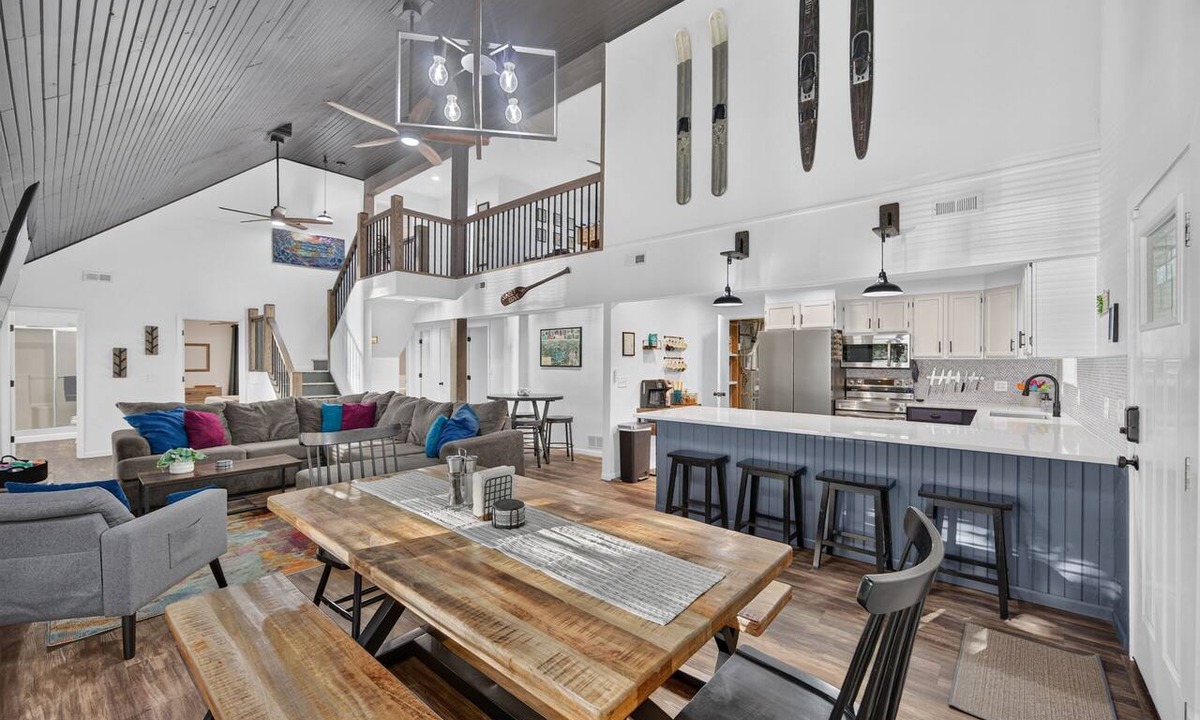 Lake of the Ozarks House | Lakefront-Firepit-Games-Kayaks-Private Dock-Sunsets