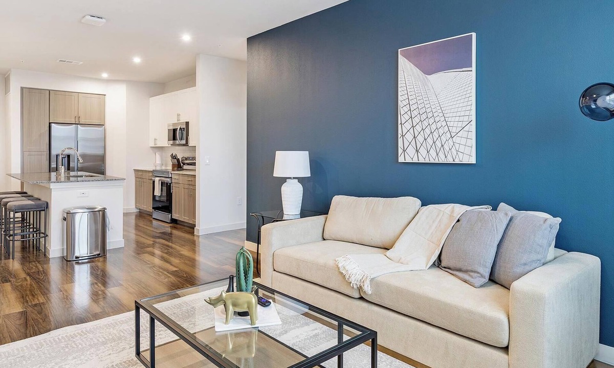 Fate Apartment | Landing | Amazing 2BD, Gym, Pool