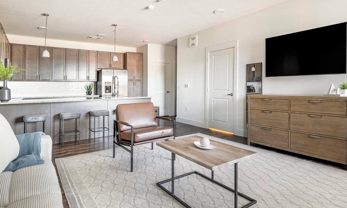 Stone Oak Apartment | Landing | Beautiful 2BD, Game Room, Pool