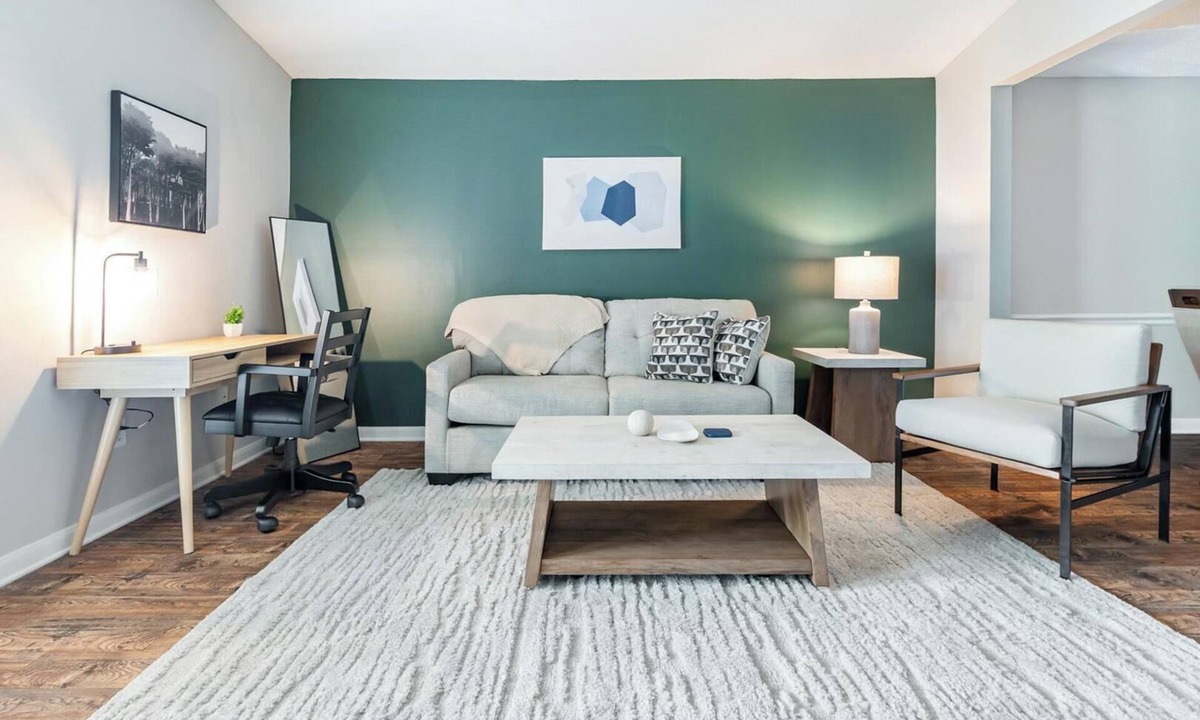 Biloxi Apartment | Landing | Incredible 2BD, Gym, Pool
