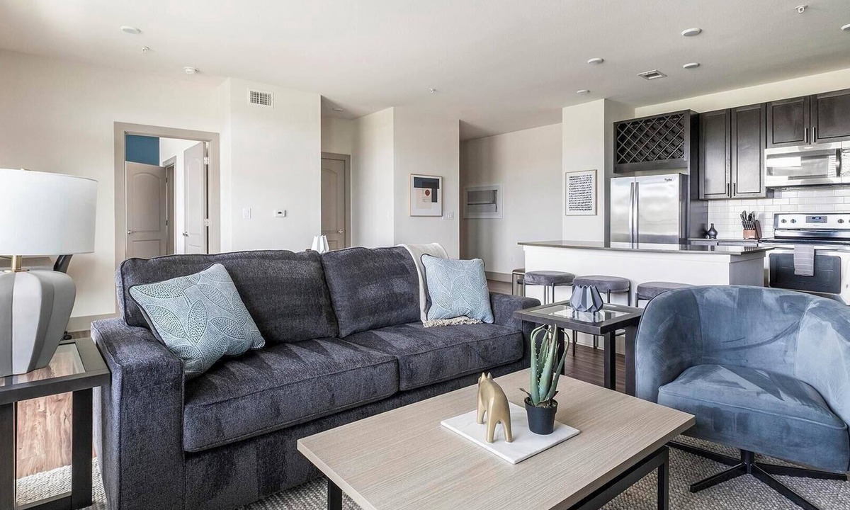 Klein Apartment | Landing | Spectacular 2BD, Gym, Clubhouse