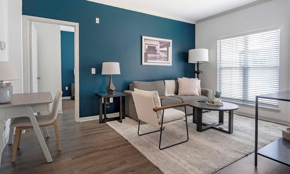 Stone Oak Apartment | Landing | Spectacular 2BD, Gym