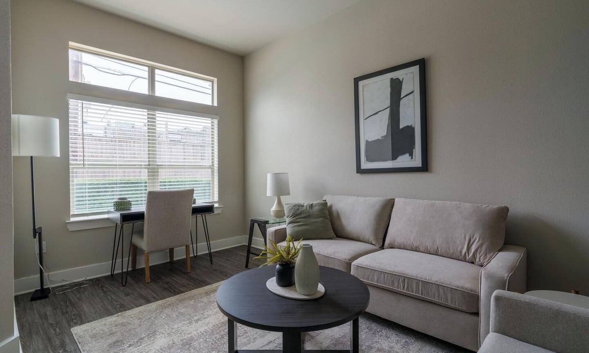Nassau Bay Apartment | Landing | Stunning 1BD, Clubhouse, Yoga Studio