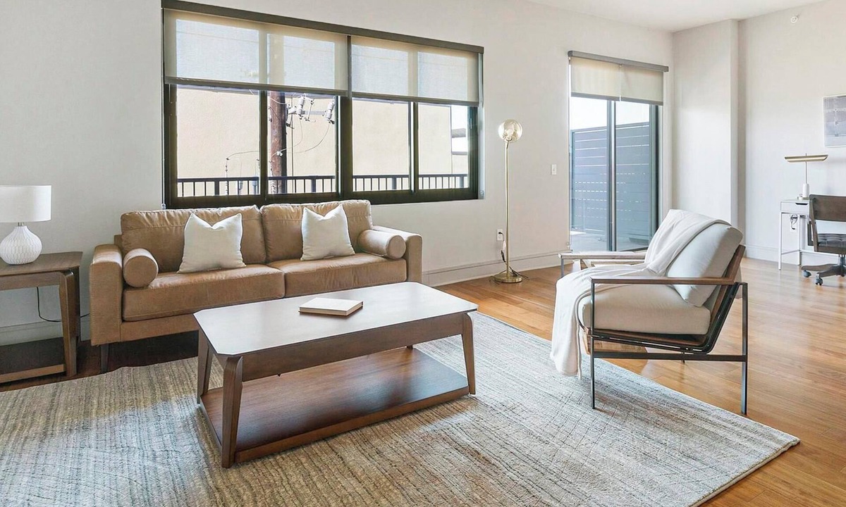 Houston Apartment | Landing | Stunning 3BD, Gym, Tennis Court