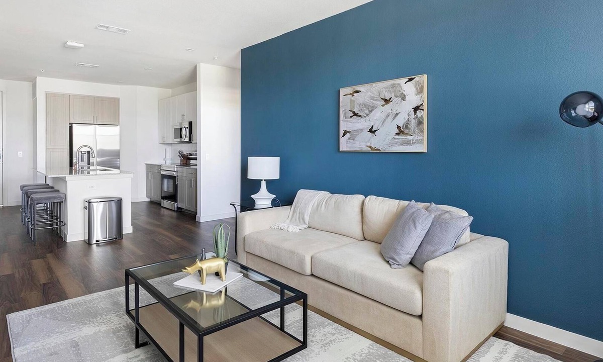 Fate Apartment | Landing | Stylish 2BD, Pool, Gym