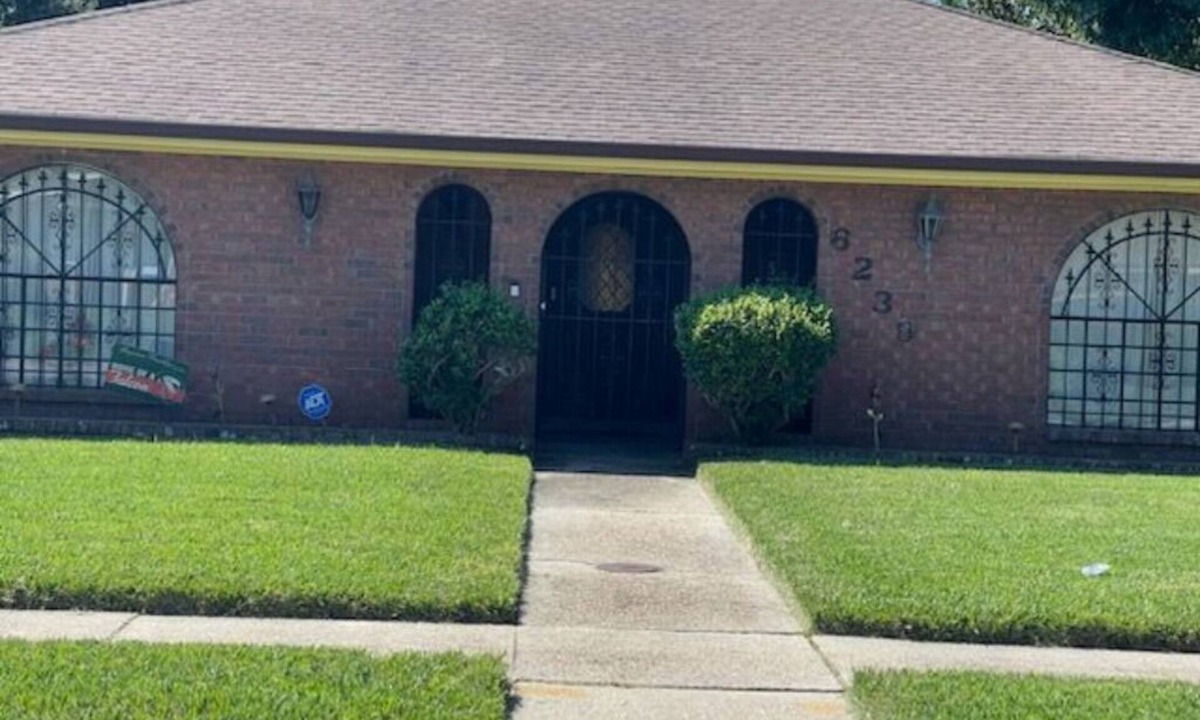 Old Aurora House | Large Family-friendly House is Perfect for Legal Shield Conference Goers!