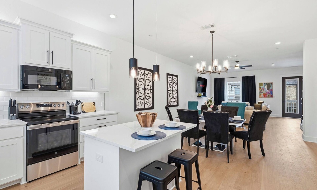 Lewisville House | Lewisville 3BR/3.5Bath Home - Arcade Room - EV Charger - Near Lake & DFW