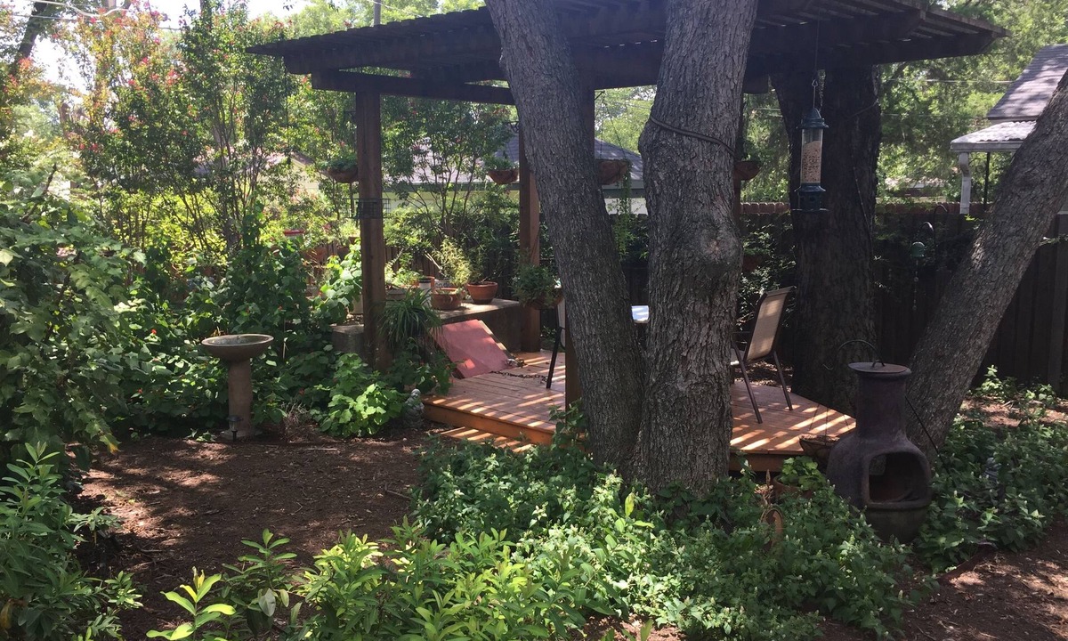 Garland Bed & Breakfast | Lucille's B&B