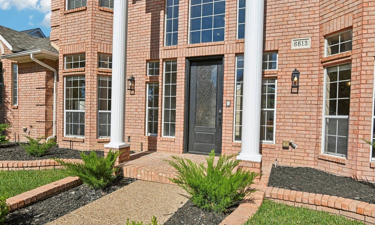 North Richland Hills House | Luxurious, spacious, private- yet close to all of DFW's finest attractions.