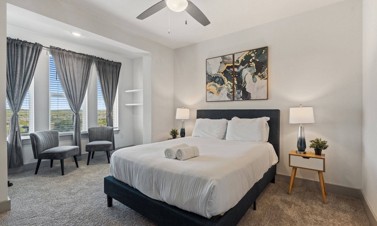 Stony Ridge North Apartment | Luxury 2BD/2BA Next to Airport 23oc