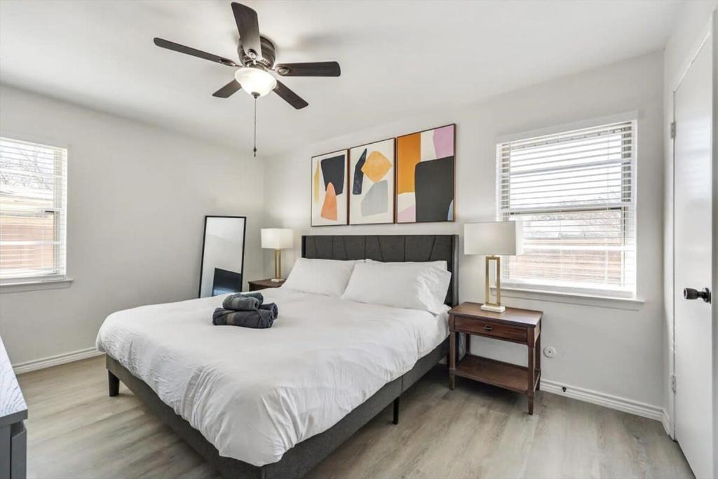 North Richland Hills House | Luxury 4Bed 2Bath Hidden Gem w Backyard Oasis