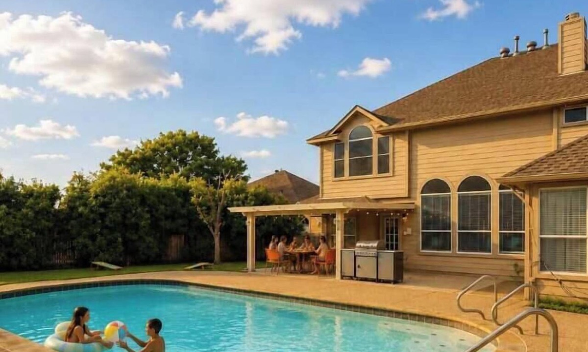 Fossil Creek House | Luxury 6BR 2.5BA Home with Pool Cinema & Game Room