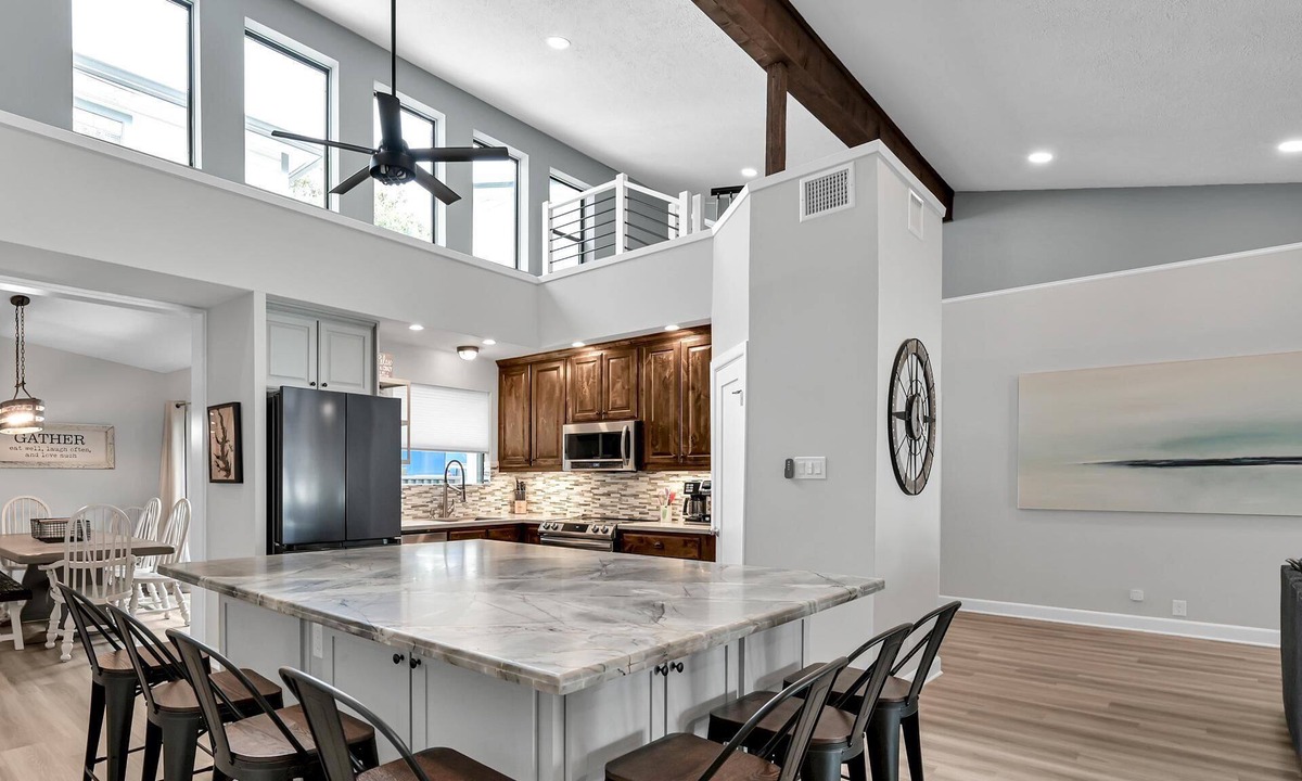 Willis House | Luxury 6BR Lakefront Home with Pool, Private Dock, Game Room, Putting Green & Outdoor Oasis!