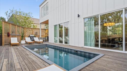 Galindo House | Luxury Group Retreat - Pool, Hot Tub, EV Station